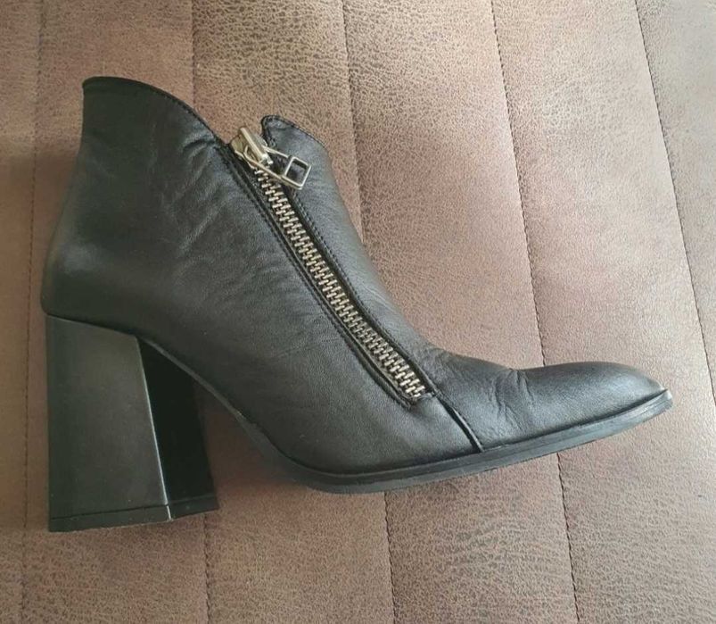 Продавам дамски боти Bianki