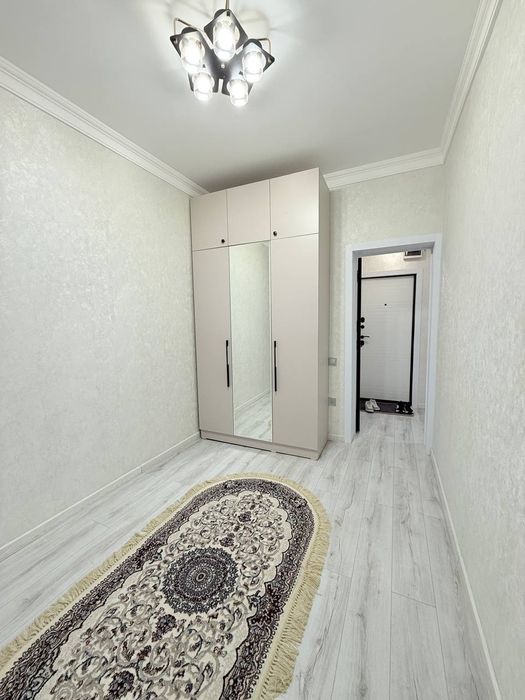 2-х комнатная 2/3/5. Юнусабад 17.