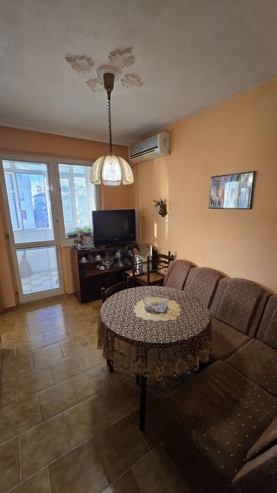 Дава се под наем Четиристаен апартамент в Варна, Лятно кино Тракия - 90 кв.м за 500 € - Снимка #2