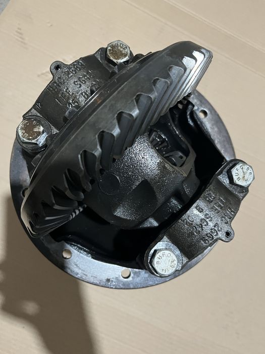 Доференциал За Lend Royver 24 Шлица