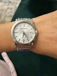 Vand ceas Burberry si Guess