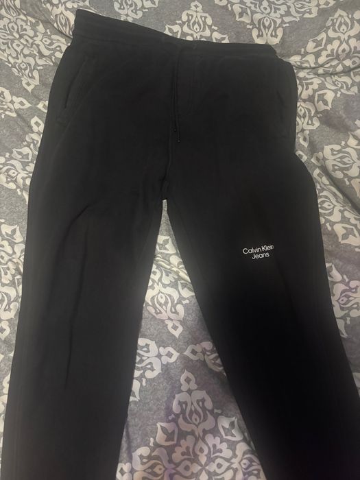 pantaloni calvin klein(rsp doar la msj pe nr)
