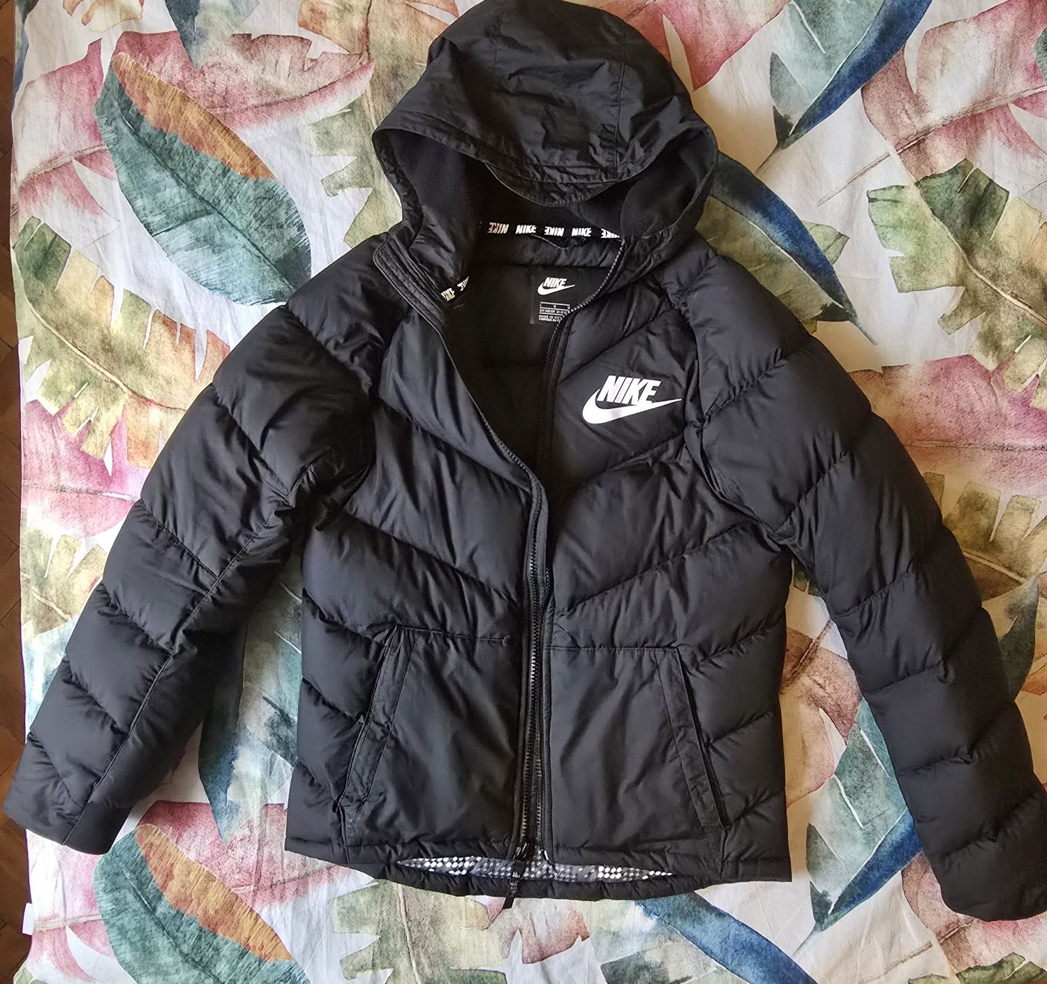 Страхотно яке на Nike