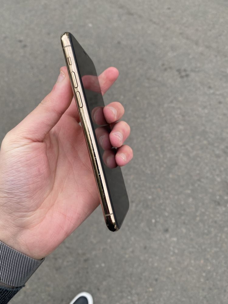 Продам Телефон Iphone 11 Pro 64Gb