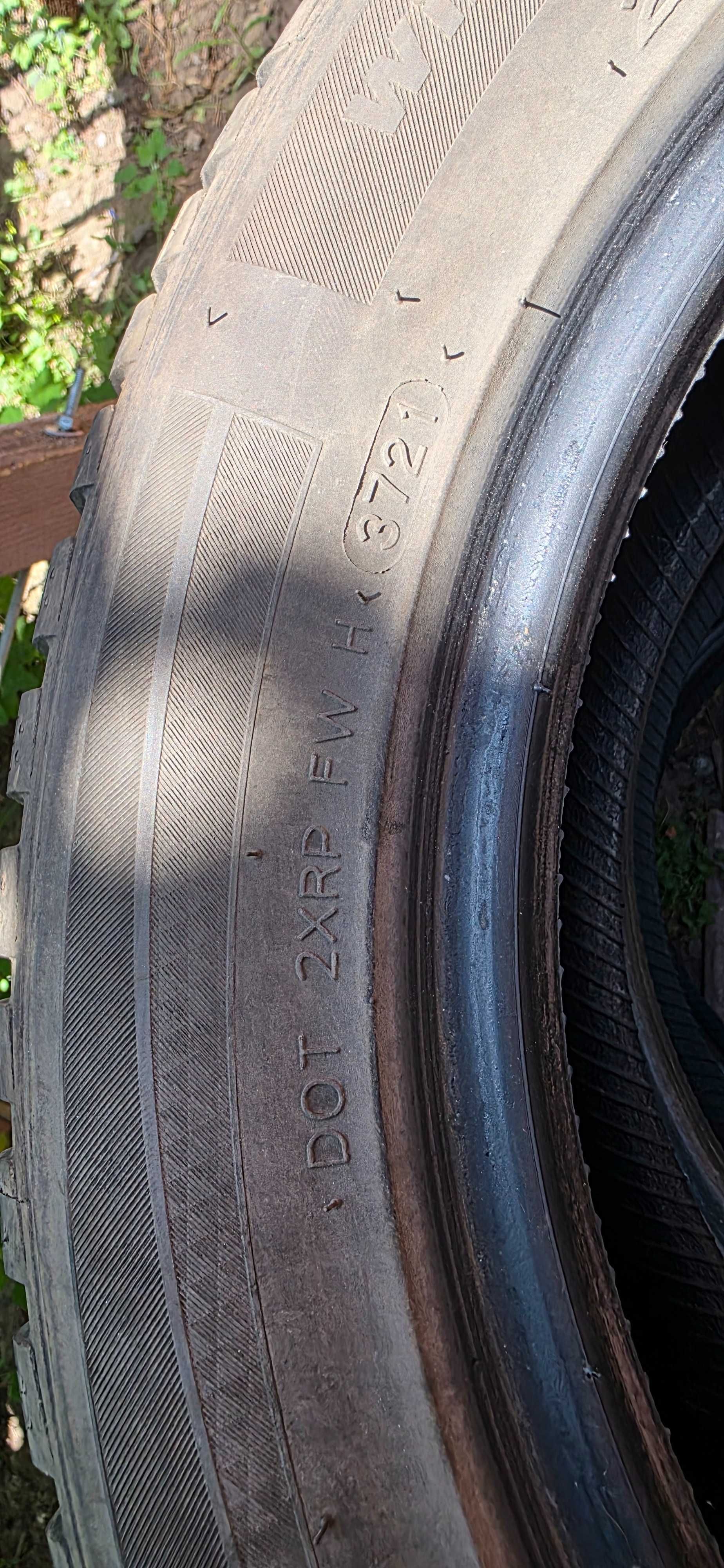Vand set anvelope iarna 205/55/R16 Hankook