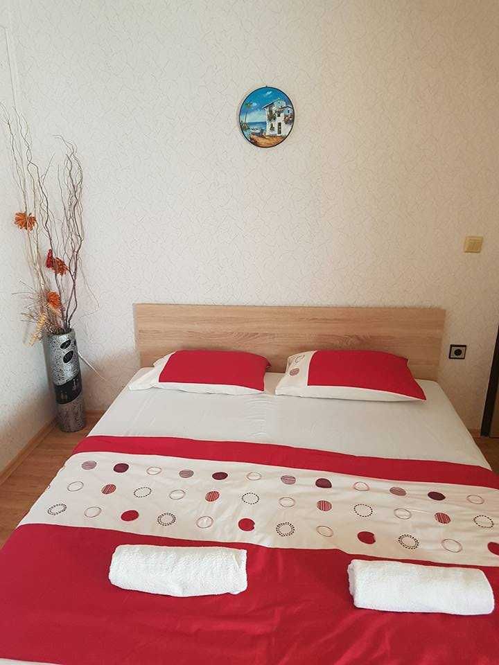 Нощувки в къща за гости ”Кристофър”, с. Българево, община Каварна