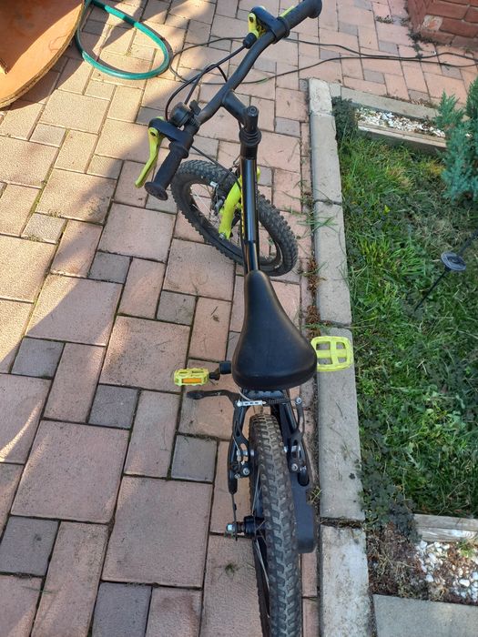 Vând  Bicicleta copii