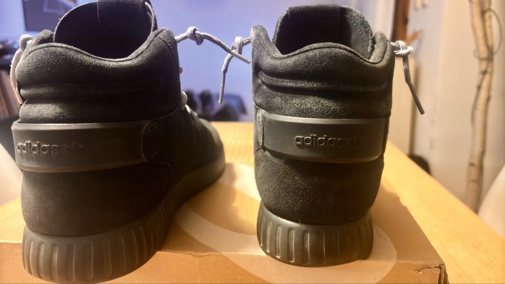 Продавам кецове Adidas Tubular Invader -  43 номер - 50 лева