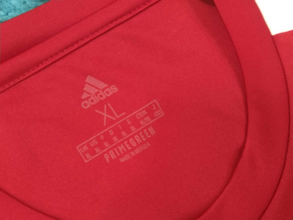 Tricou Adidas Aeroready - Performance Red