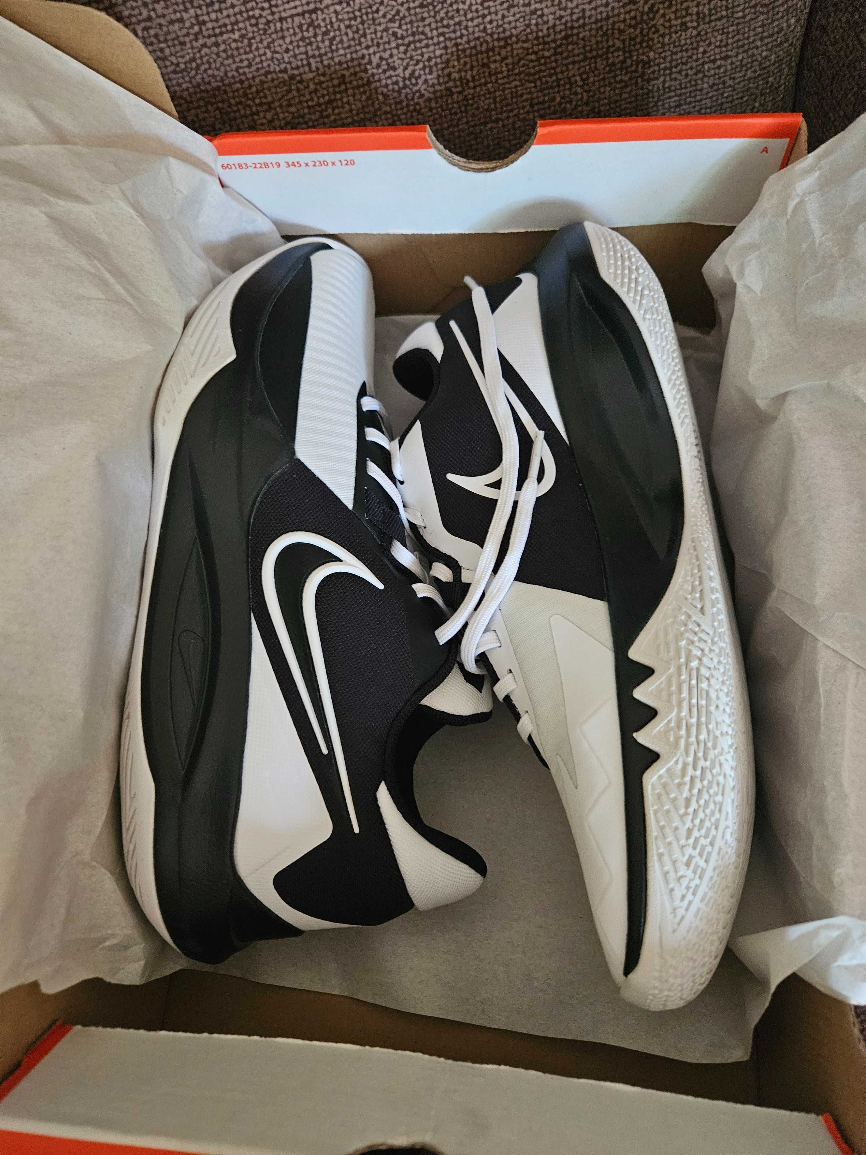 Маратонки Nike Precision 6 black&white