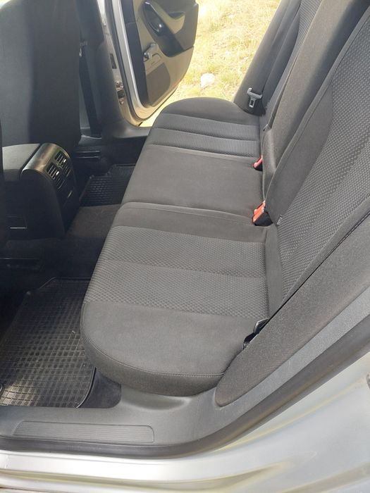 Vindem vw b6 1.4 tsi model 2009
