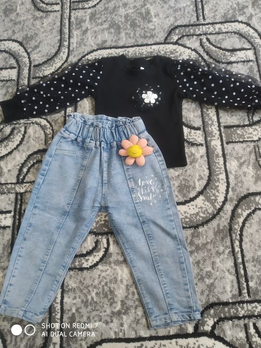 Продам детскую вещи