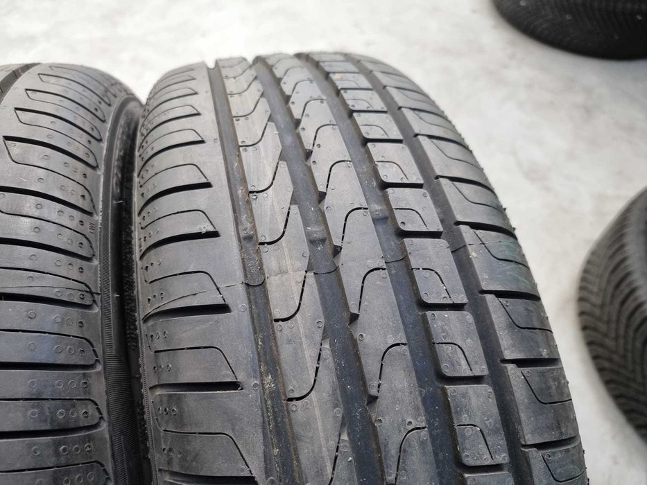 4 Anvelope de VARA 205.45.17 'Pirelli' Runflat ; NOI