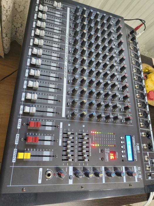 Mixer Activ 12 canale NOU