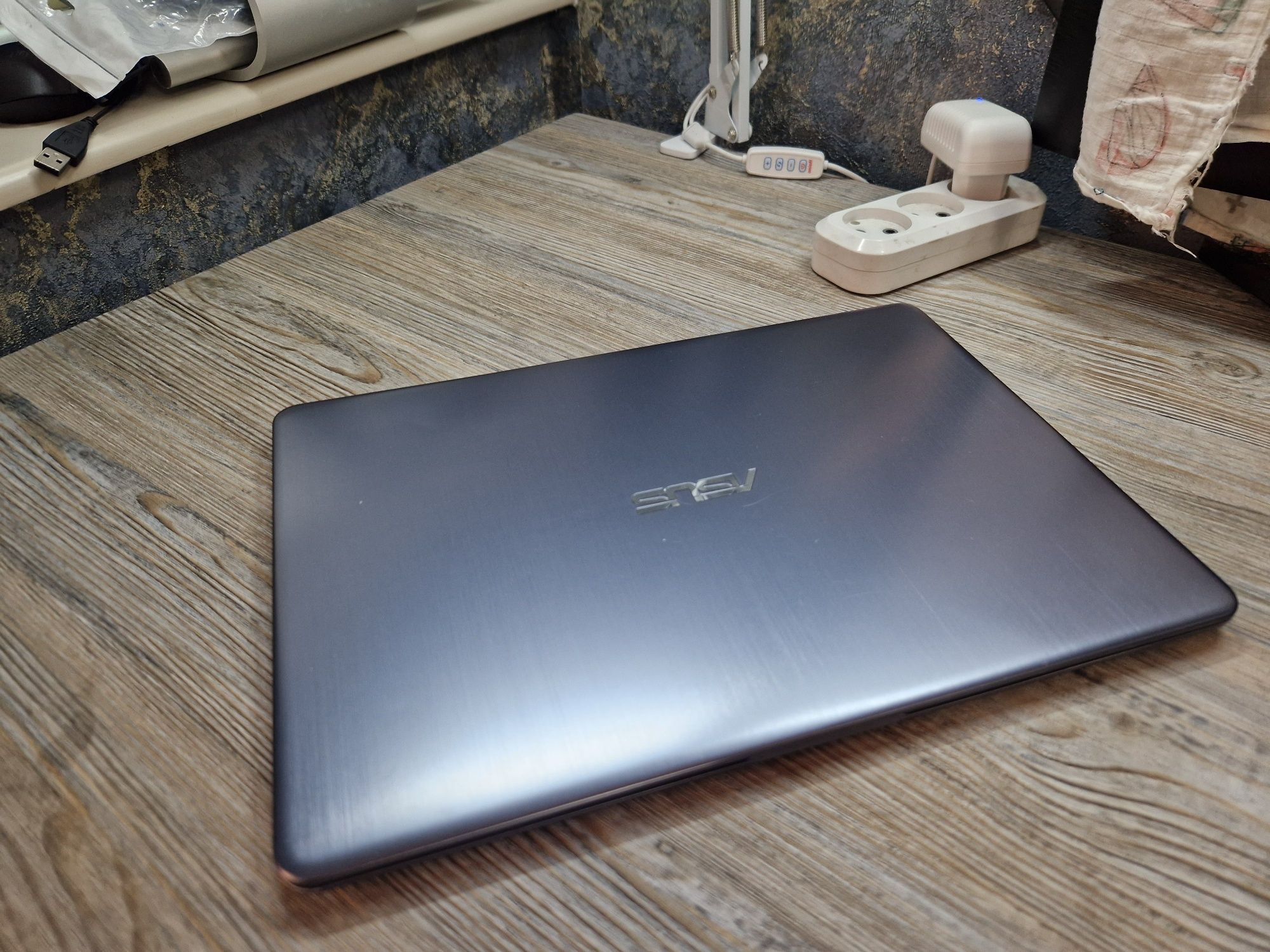 Ультрабук Asus состояние норм