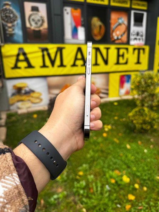 iPhone 12 Pro / 128GB / Graphite