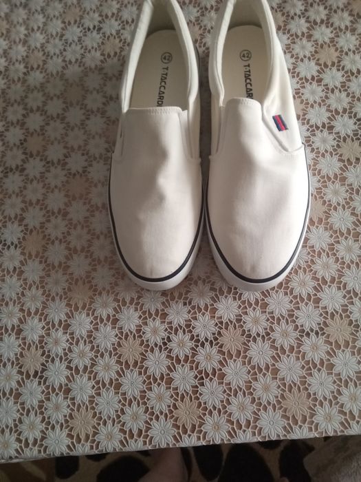 Продам мужские макасины