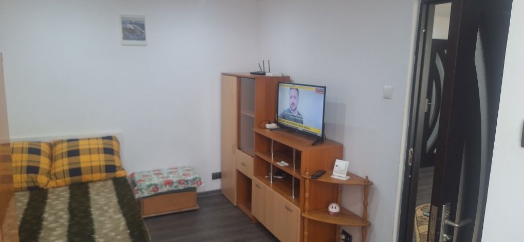 Proprietar închiriez apartament 2 camere