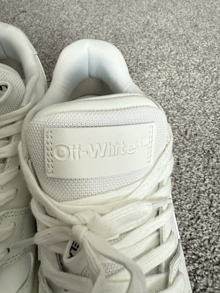 Out of office off-white 45
