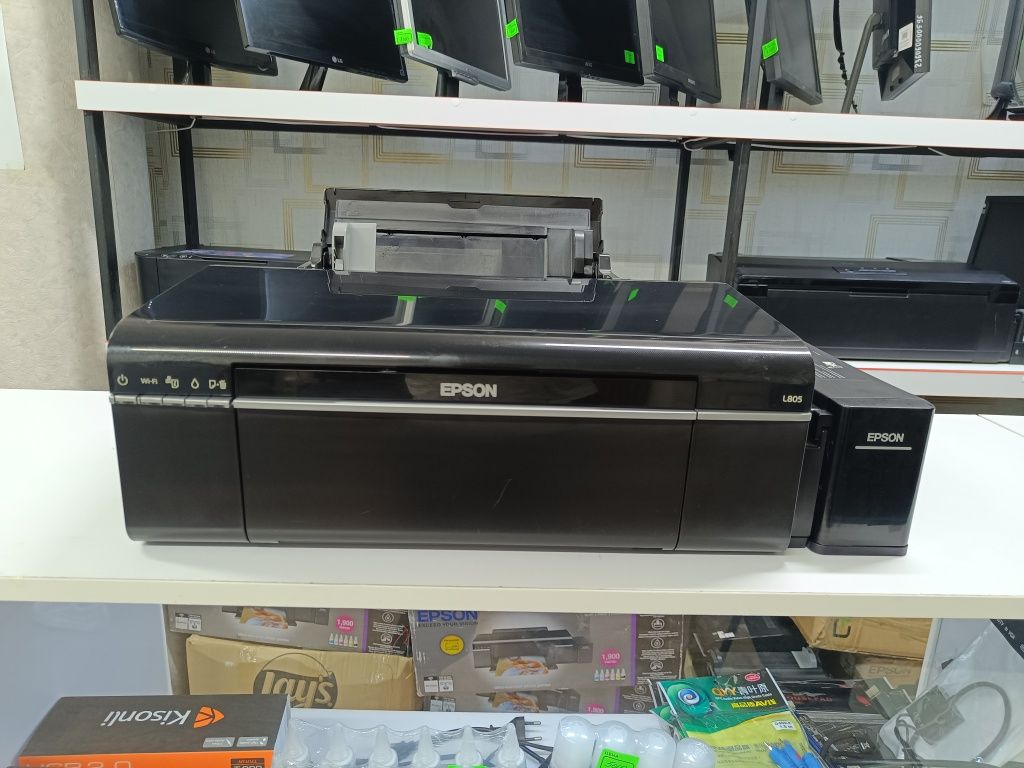 Epson L-805 в хорошем состоянии