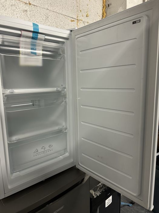 Congelator freestanding COMFEE RCU60WH2(E)