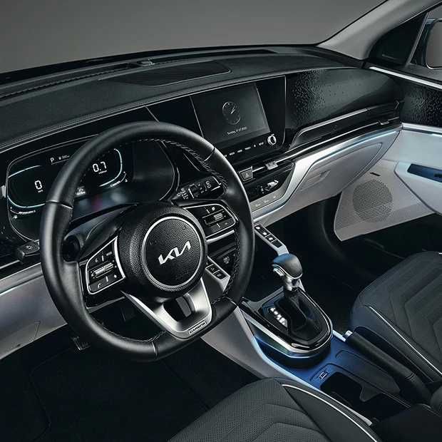 Kia Carens чегирма асосида