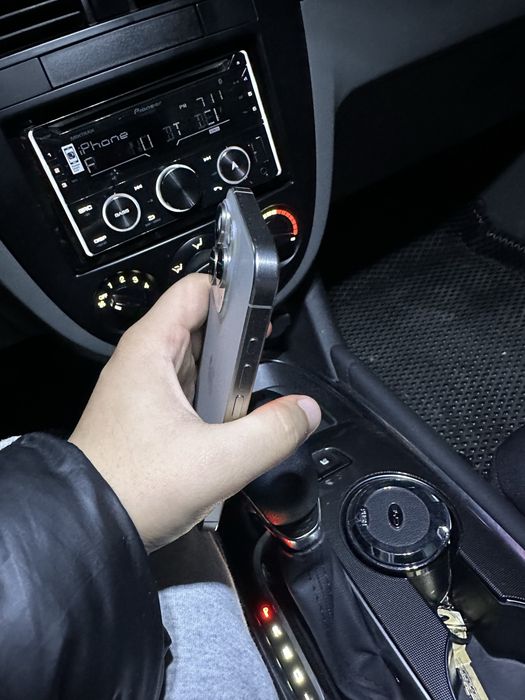 iPhone 15 pro 2 sim 256/GB