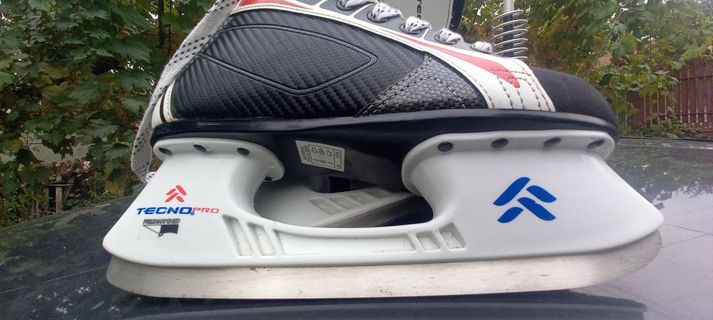 Patine Toronto Tecno Pro marimea 42