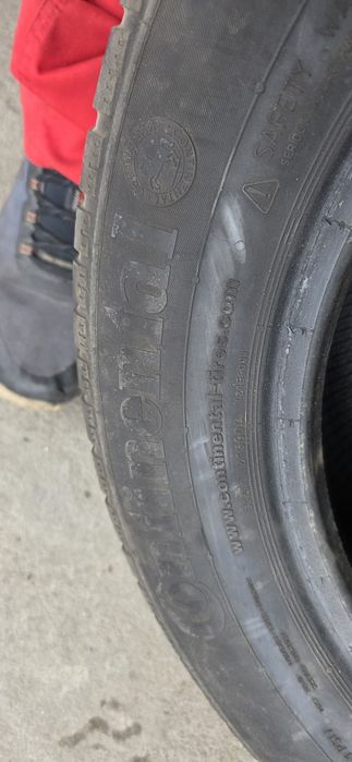 Гуми 2бр 205/60/16 - 1бр - 55лв