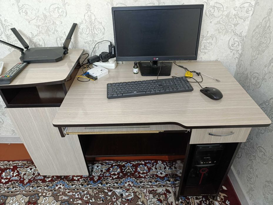 Kompyuter sotiladi Intel 2.9 GHz RAM 4GB HDD 512GB Stoli ham beriladi