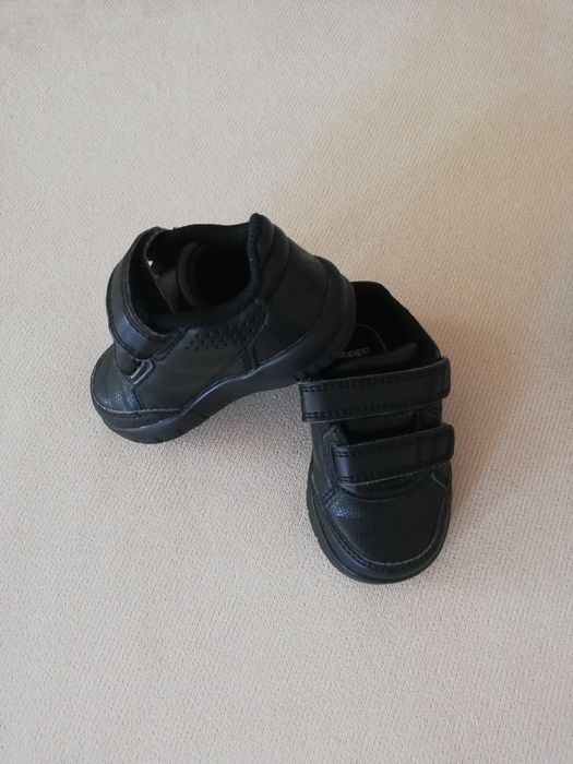 Детски обувки - 2 чифта в много добро състояние