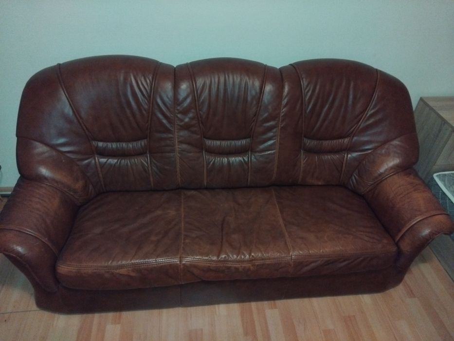 Кожен диван тройка