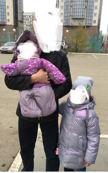 Продам детские куртки