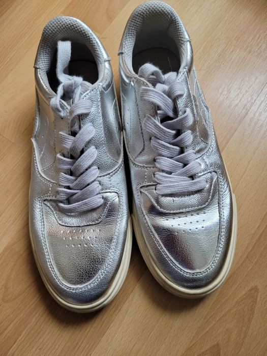 Adidași Zara din piele