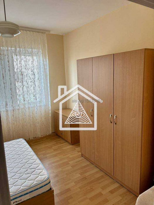Продава се Тристаен апартамент в Пловдив, Христо Смирненски - 67 кв.м за 2239 €/кв.м - Снимка #2