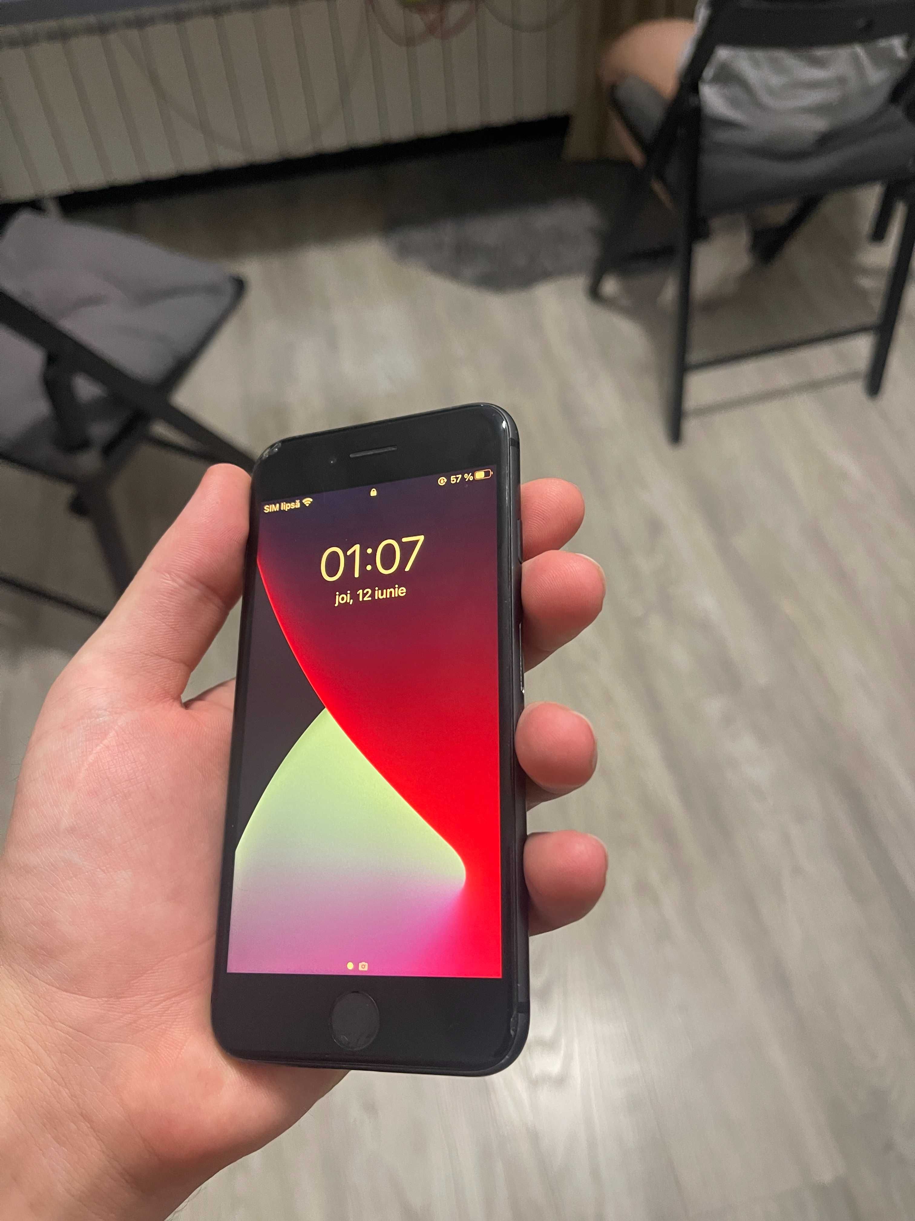 Iphone 8 64 Gb 86% baterie Black