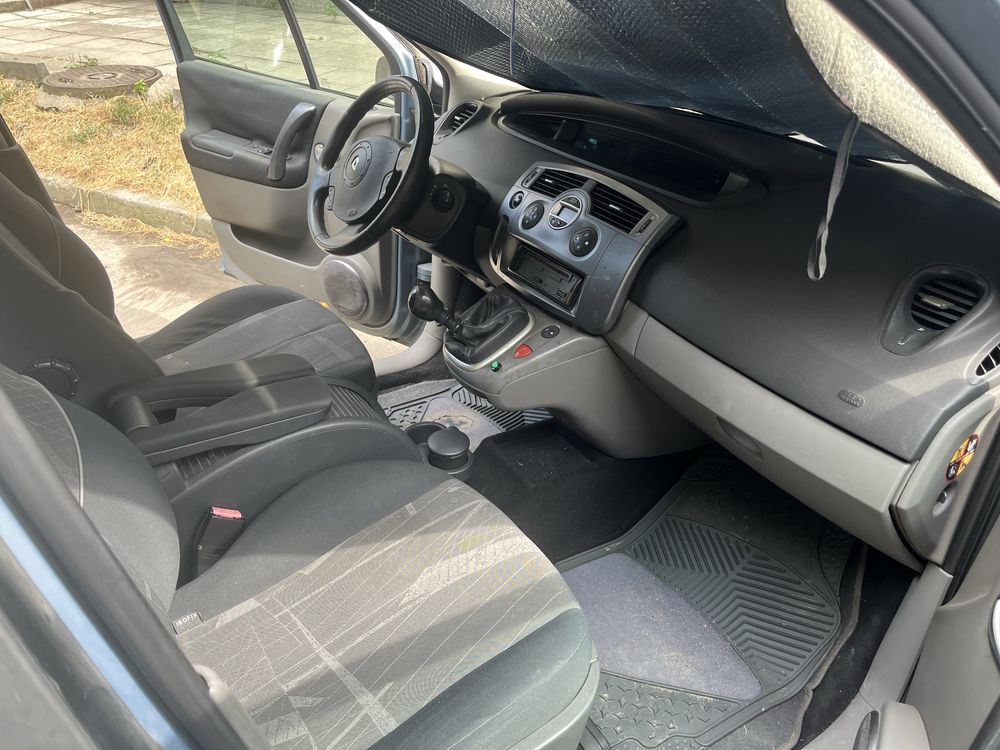 Renault Scenic 1,9 dci на части