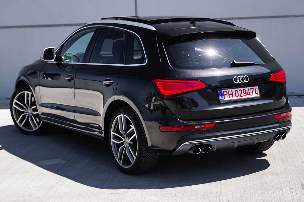 ### Audi SQ5 ###