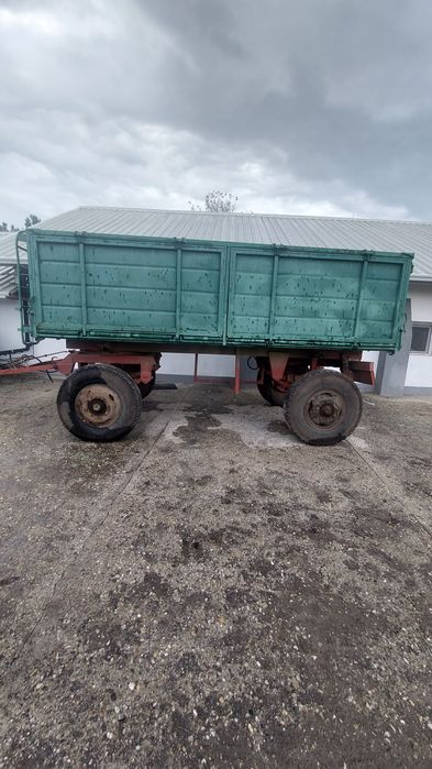 Vând remorca auto, MET și prasitoare