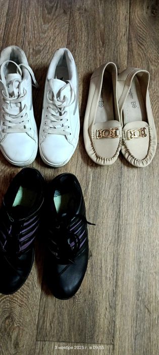 Отдам Кроссовки женские