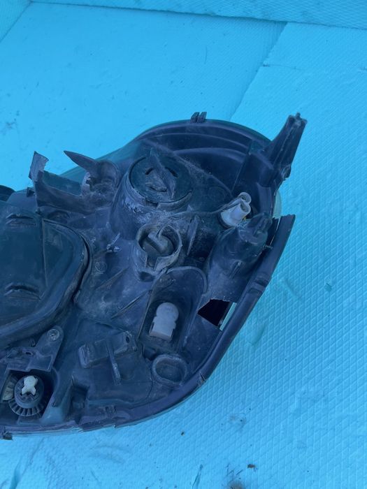 Фар xenon Волво XC60 / Volvo XC60 2010г