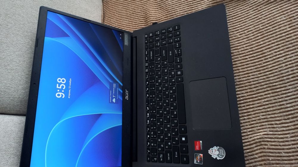 Ноутбук Acer Extensa 15.6" / 8 Гб / SSD 256 Гб