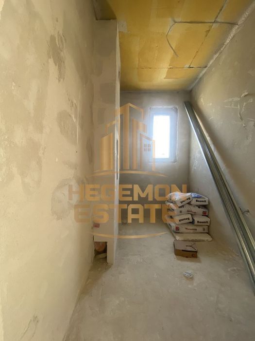 Продава се Двустаен апартамент в Варна, Виница - 48 кв.м за 1605 €/кв.м - Снимка #4