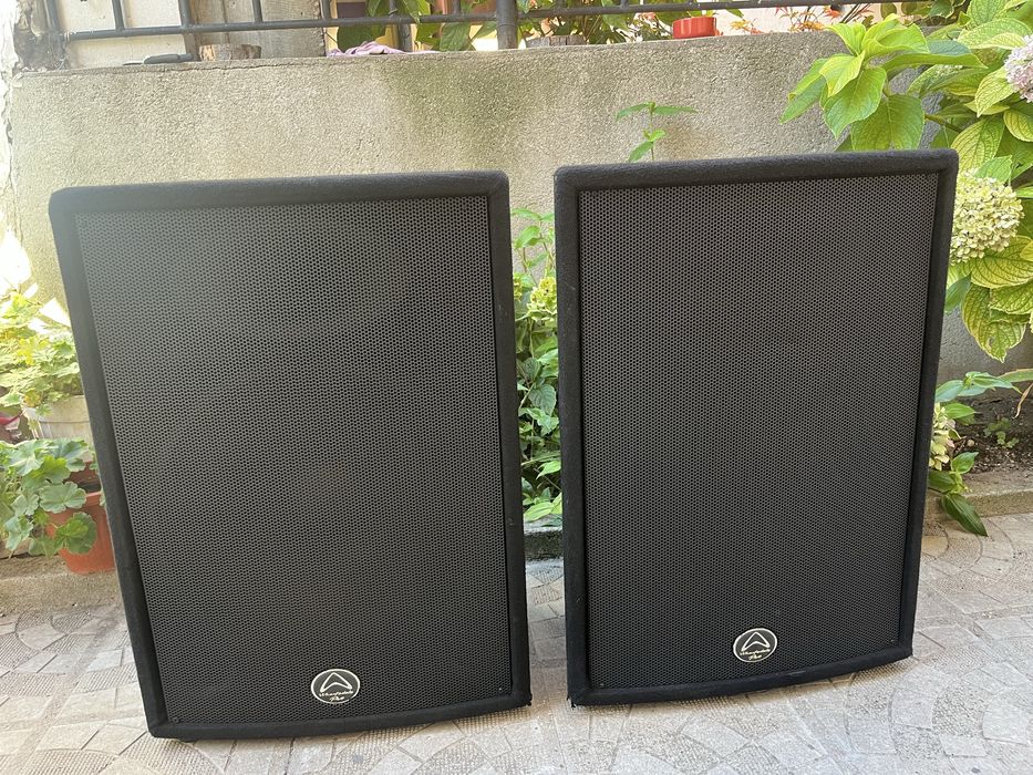 Стъпало Oberton B500 и 2 пасивни 15” тонколони Wharfedale Pro SVP-X15