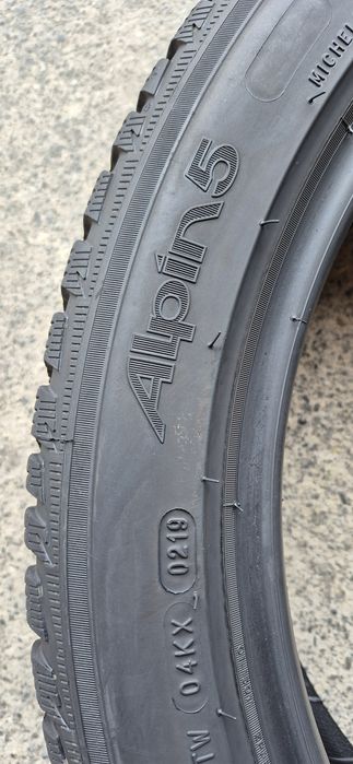 4 anvelope iarna Michelin 195/55/20.Pretul este pe bucata.