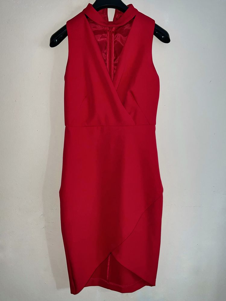 Vand rochie marimea EU 36