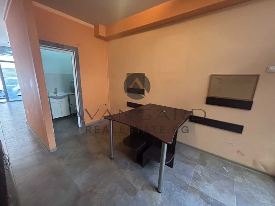 Продава се Офис в Пловдив, Каменица 1 - 40 кв.м за 2050 €/кв.м - Снимка #3
