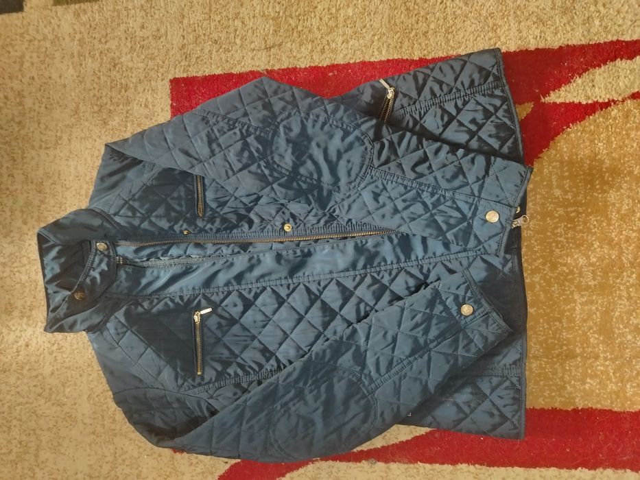 Отдам даром куртки