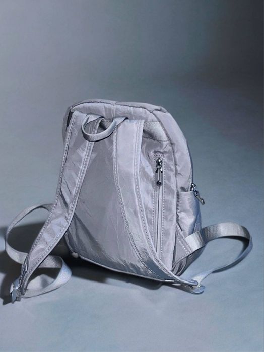 Женский серый рюкзак