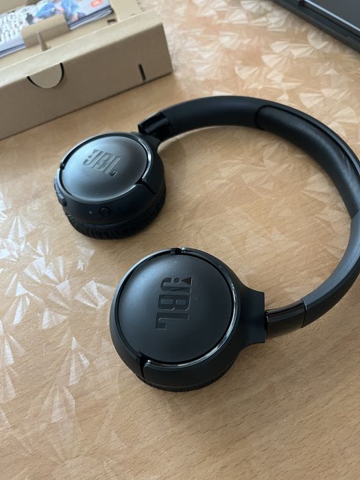 JBL Tune 520bt
